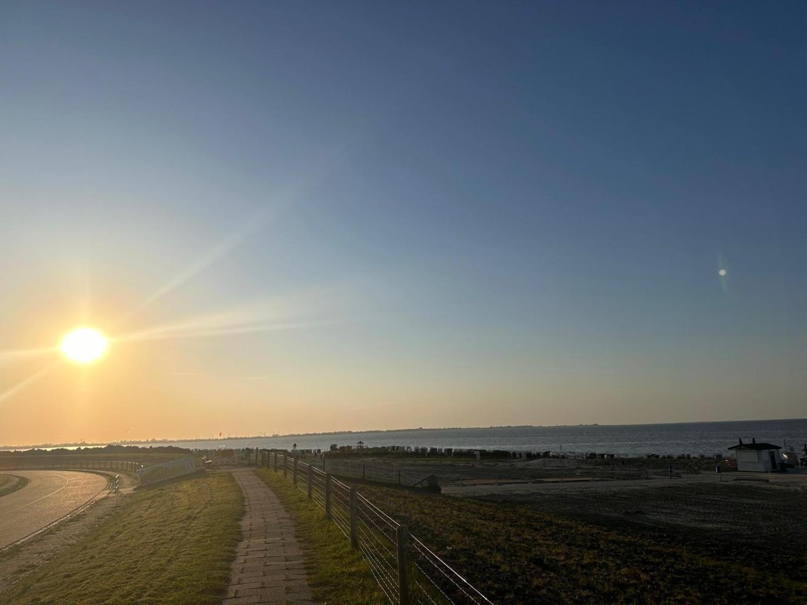 Strandhaus Nina - Ferienhaus Hooksiel Exteriör bild